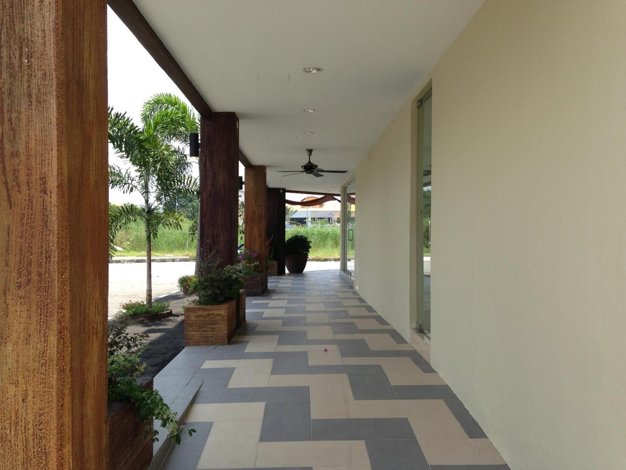 Hotel Checkedinn Ipoh Exterior foto